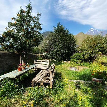 Dato Khetaguri Apartment Kazbegi Exterior foto