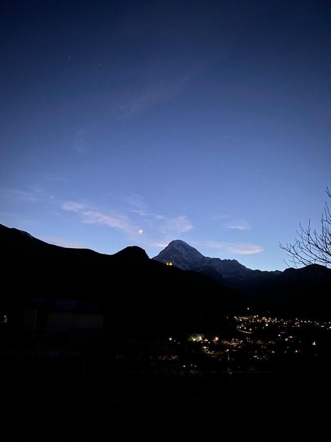 Dato Khetaguri Apartment Kazbegi Exterior foto