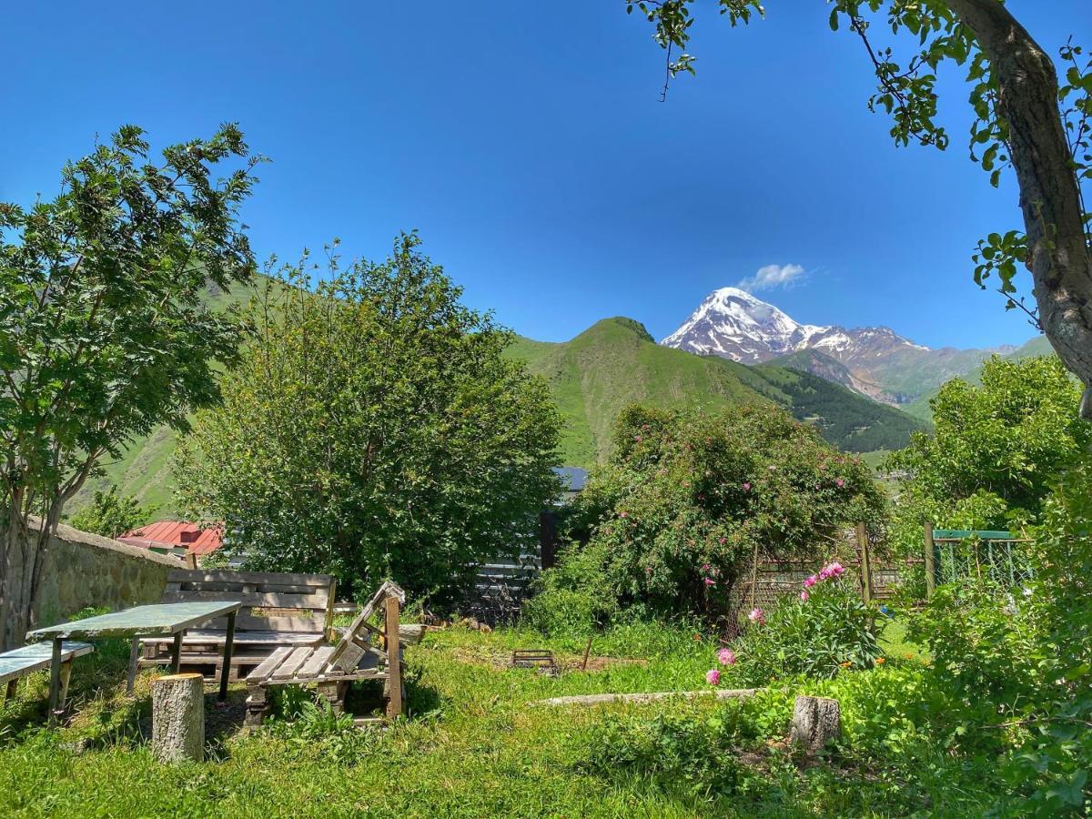 Dato Khetaguri Apartment Kazbegi Exterior foto